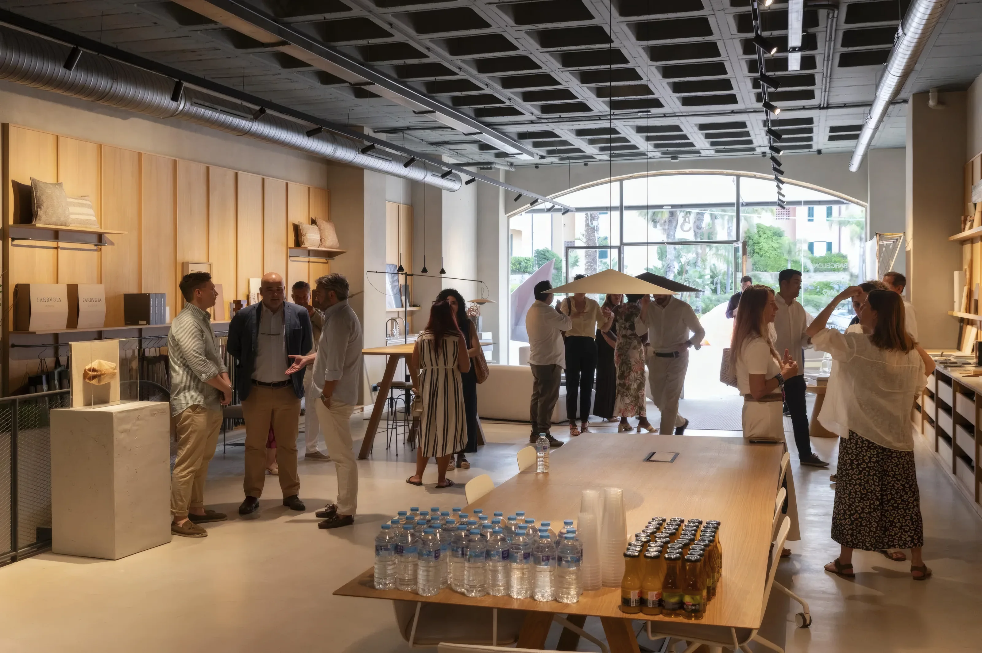 Vista general del showroom de Sotogrande Habitat Collection durante la presentación